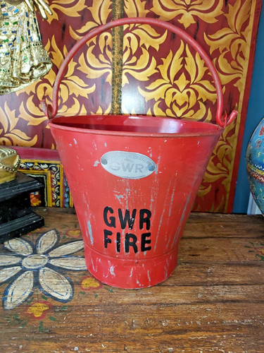 Large vintage gwr fire - large, bucket