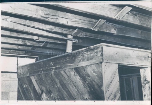 1953 building debris - debris, boards