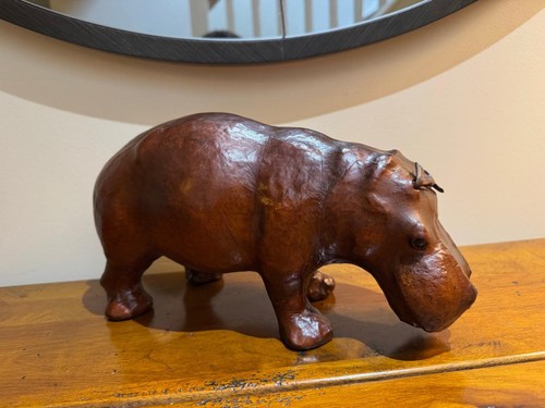 Small standing hippo covered - small,
