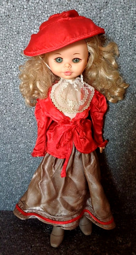 Furga damina vintage 43cm doll - furga,