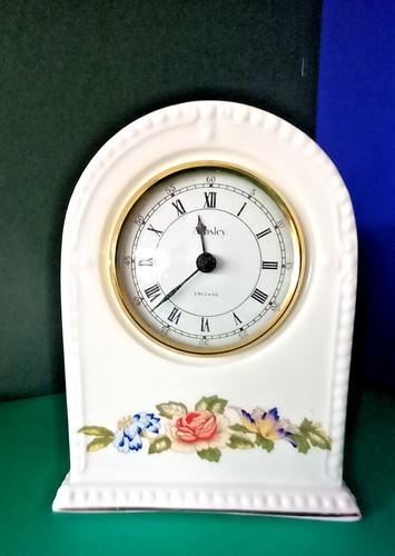 Aynsley clock quartz porcelain - clock,