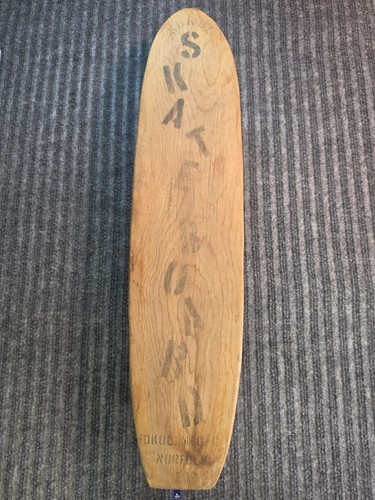 Sokol sidewalk surfboard old - sokol,