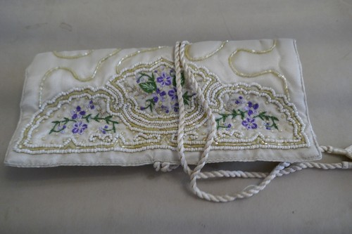 Beautiful jewellery roll wrap