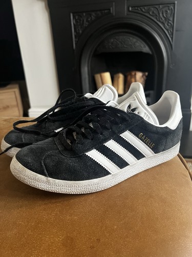Adidas black gazelles - ,