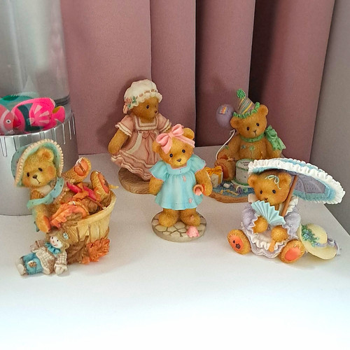 Cherished teddies bears - cherished,
