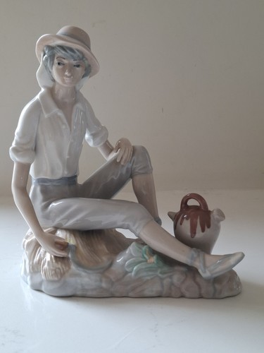Casades porcelain resting - casades,