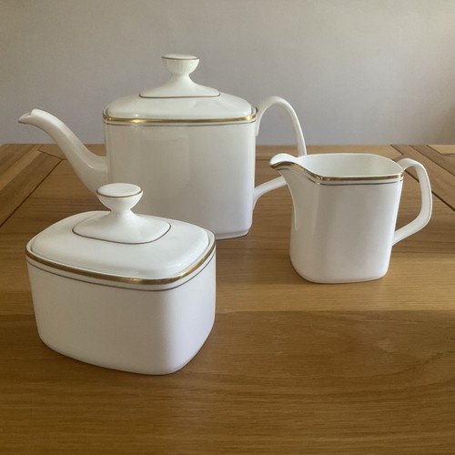 Royal doulton gold - royal, ‘gold