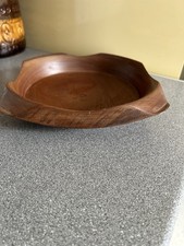 A Unique Hand Turned Vintage Teak Bowl With Straight Edges. 20x20cm
