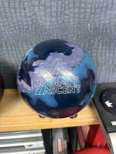 Used bowling ball 15lb - *used, -15lb