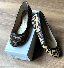 BNWB Anne Klein Black/Tan