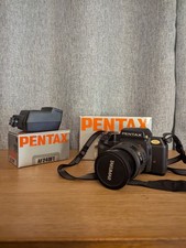 Pentax SF7 35mm Film SLR Camera with Pentax 28-80mm F3.5-4.5 Lens And Flash