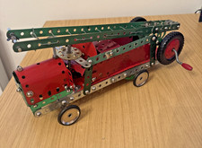 ZE266:  Vintage Meccano Fire