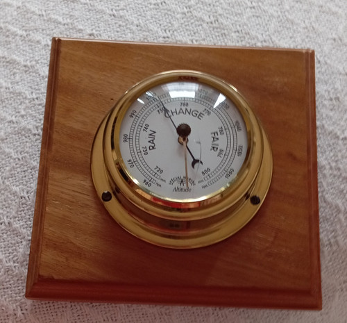 Brass analogue dial barometer - analogue,
