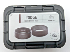 The Ridge 8mm Beveled Ring Set