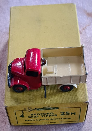 Dinky toys 25m bedford - dinky, end