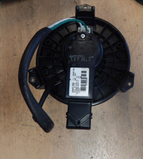 GENUINE 2007 SUZUKI SWIFT MK2, TOYOTA YARIS HEATER FAN BLOWER MOTOR AV272700-030