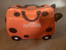 Trunki 18L Harley The Ladybug Ride-on Kids Suitcase - Red