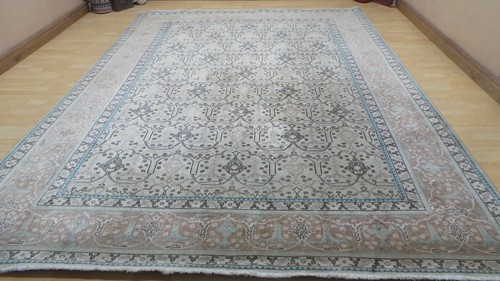 Large persain design carpet - large,