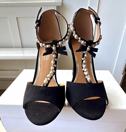 Head over heels - heels, dune