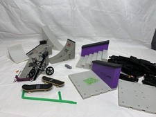 Tech Deck Nyjah Skatepark X-Connect Park Creator Bundle With Accessories