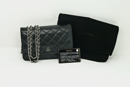 Chanel black lambskin wallet - chanel,