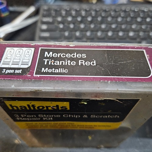 Halfords mercedes titanite - ,