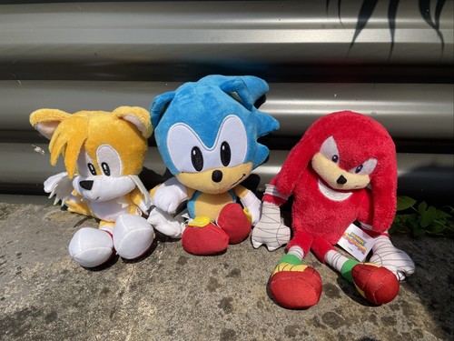 Sonic the hedgehog plush - sonic,
