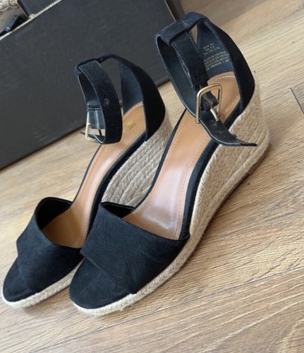 Monsoon gold shoes wedge - gold,