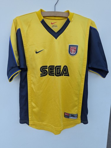 Vintage authentic nike arsenal - vintage,