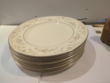 6x Royal Doulton Romance Diana Dinner Plates A745 £7 Each Or 6 For £30