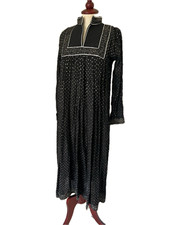 Vintage Mina of England