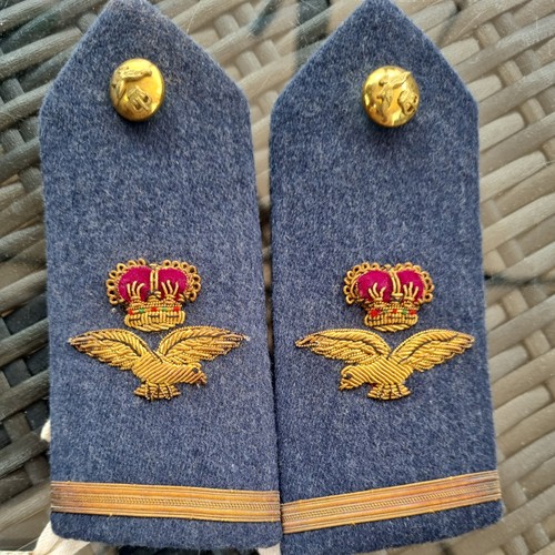 Royal air force - air, epaulettes