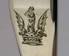 STERLING SILVER CALLIS FAMILY CRESTED EGG SPOON 1908 ANTIQUE