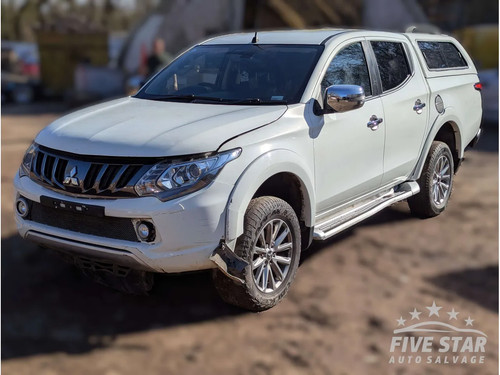 Mitsubishi l200 d 4wd - 2.4,