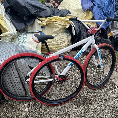 Bikes big flyer - big,