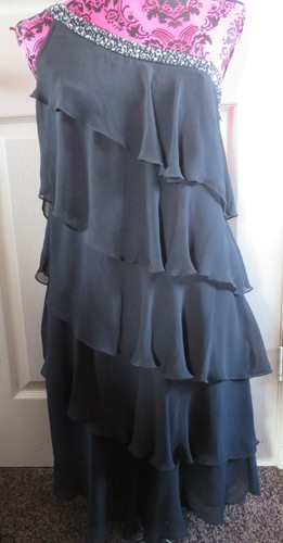 Bnwt untold black sequined one - black,