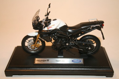 Triumph tiger 800 - triumph, motorcycle