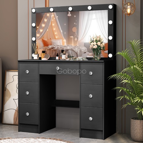 Black dressing table with - dressing,