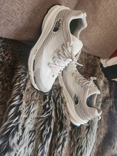 Ladies North Face Trainers 6