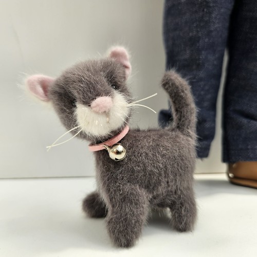 Miniature artist teddy - artist,