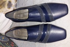 NEW Designer Pavers navy blue