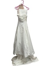 Alfred Angelo Ivory Wedding Dress with Beading and Veil - Size 14" Armpit-Armpit