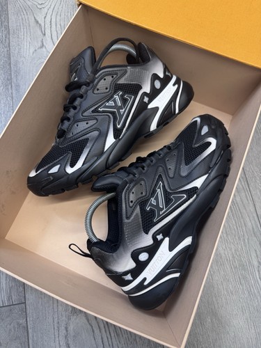 Louis vuitton tactics black - tactics, &
