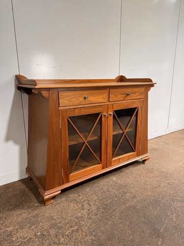 Bespoke solid walnut wood - solid,