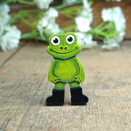 Handmade frog brooch pin - handmade, badge
