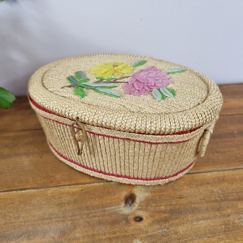 Sewing basket box vintage - sewing,