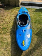 Kayak - pyranha burn mk2 medium great condition