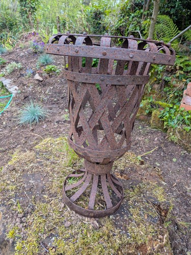 Edwardian wrought iron lattice - iron,