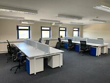 1600 Call Centre Desk |