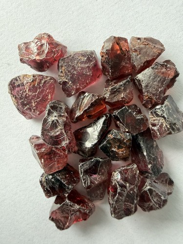 Natural garnet lot - ct,